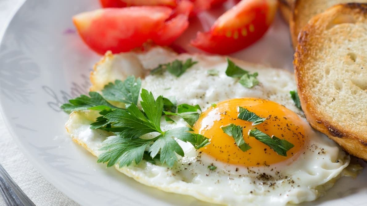manger après sport, sport à jeun, que manger après sport; petit déjeuner équilibré